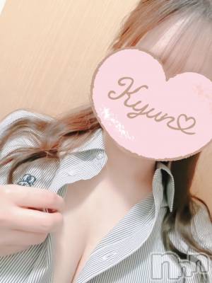 ことり・明日入店(31) 身長156cm、スリーサイズB88(D).W58.H86。新潟デリヘル 人妻不倫処　桃屋　新潟店(ヒトヅマフリンドコロモモヤ)在籍。