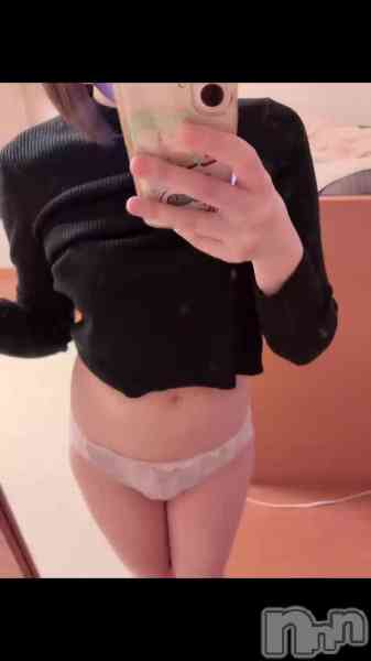 穂凪さえかの動画 めくってみて…♡