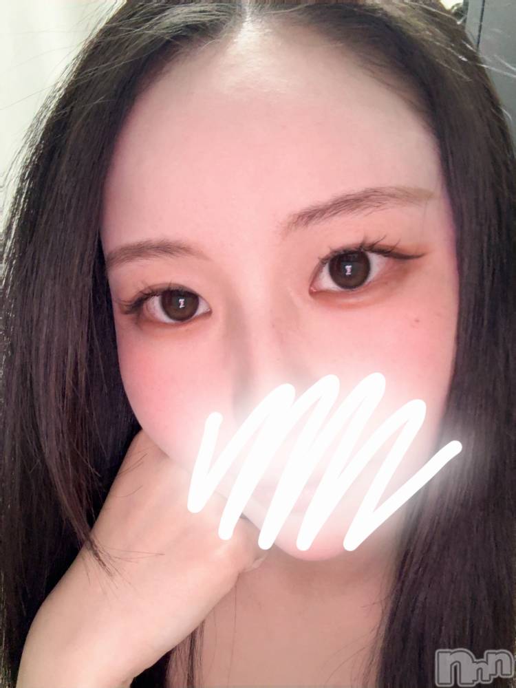 ���ܱ�������Х��顦�����CLUB FOUR LEAF(�ե����꡼��) �Ҥ����3��8���̥�֥����֤���ä������