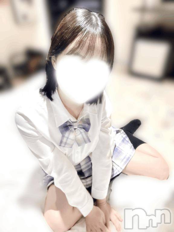 長岡デリヘル純・無垢(ジュンムク)いろは(19)の2026年4月3日写メブログ「ご報告🙇🏻‍♀️՞」