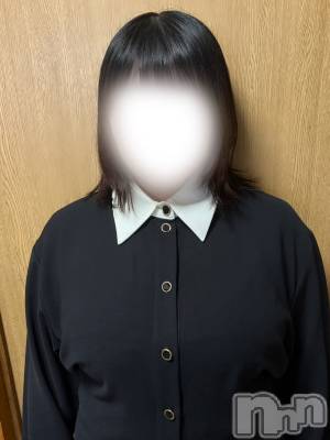 ちょこ(18) 身長148cm、スリーサイズB100(G以上).W74.H100。新潟デリヘル 新潟市鳥屋野潟ちゃんこ(ニイガタシトヤノガタチャンコ)在籍。