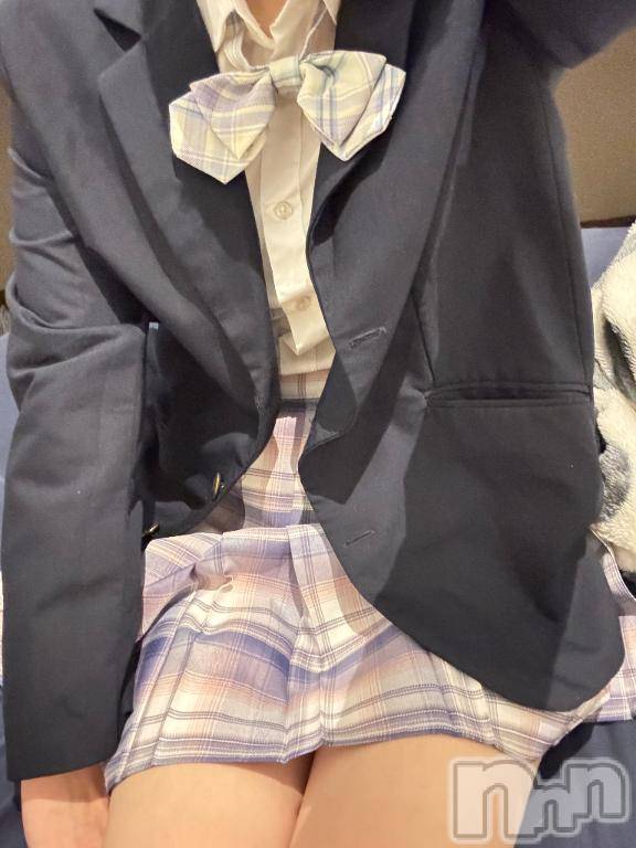 長岡デリヘル純・無垢(ジュンムク) みる(19)の4月22日写メブログ「今日会えます😻💕」