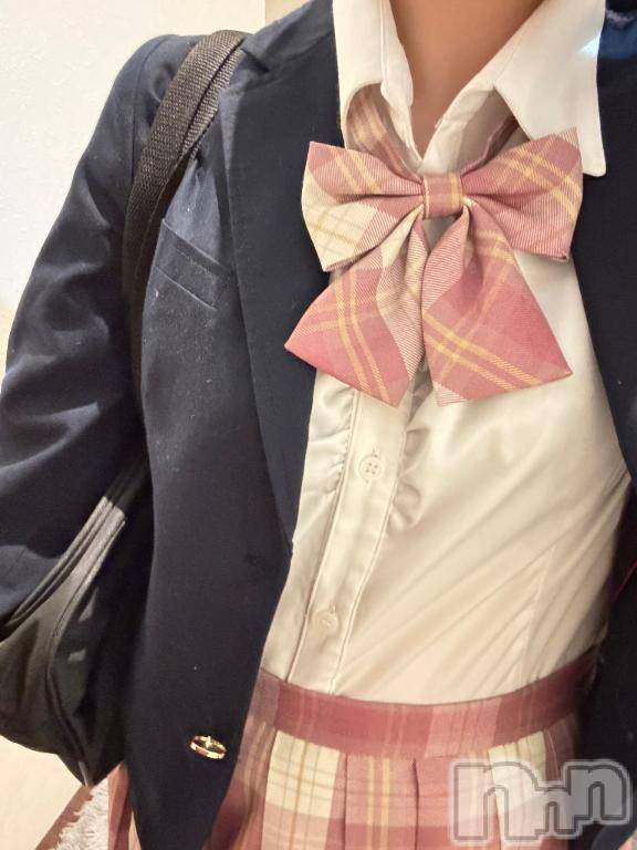 長岡デリヘル純・無垢(ジュンムク)みる(19)の2026年5月25日写メブログ「出勤しました❣️😻」