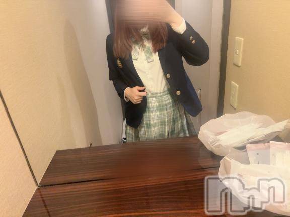 長岡デリヘル純・無垢(ジュンムク) あの(21)の4月24日写メブログ「本日16時から出勤です💛」