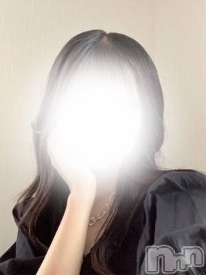 FUKA(21) 身長160cm、スリーサイズB().W.H。新潟メンズエステ CHANEL(シャネル)在籍。