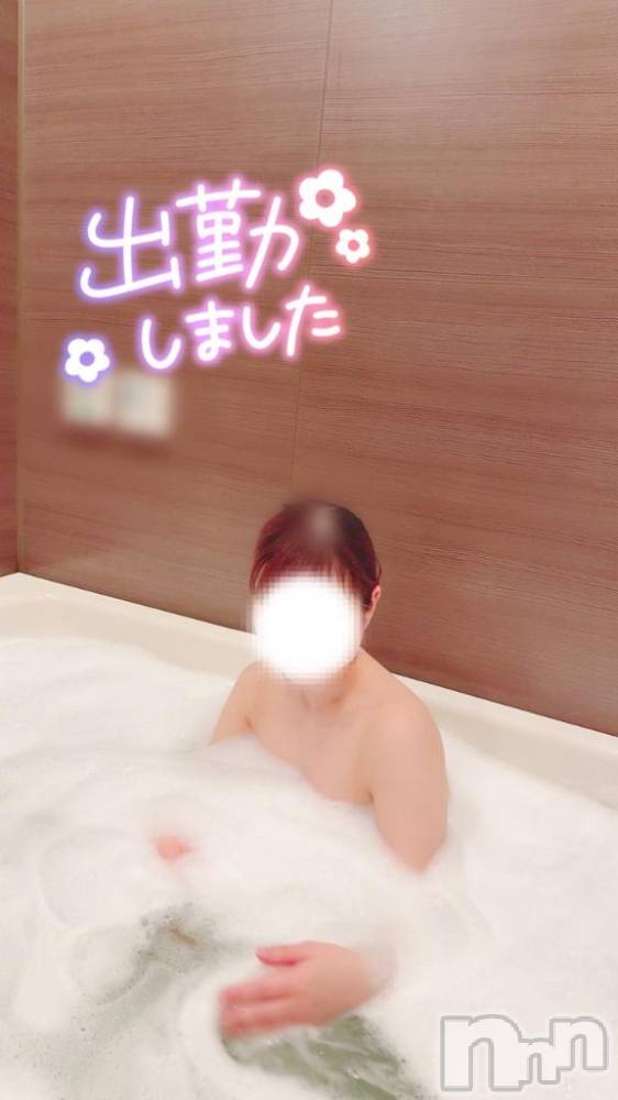 長岡デリヘル純・無垢(ジュンムク) みい(21)の3月26日写メブログ「出勤してます♡」