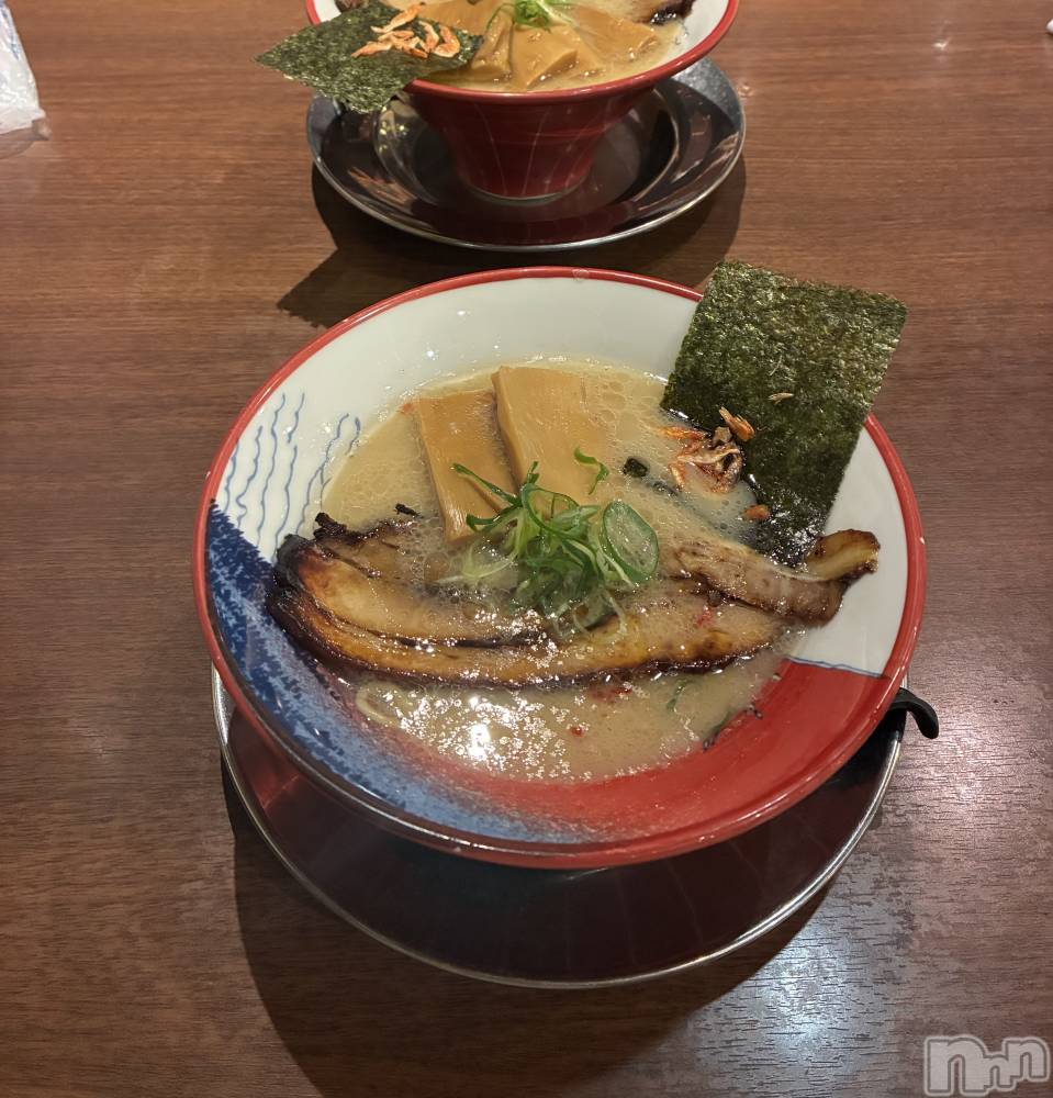 ����������ʥå��������륺�С�JEUNESSE(����ͥ�) Suzu��4��9���̥�֥�����🍜��