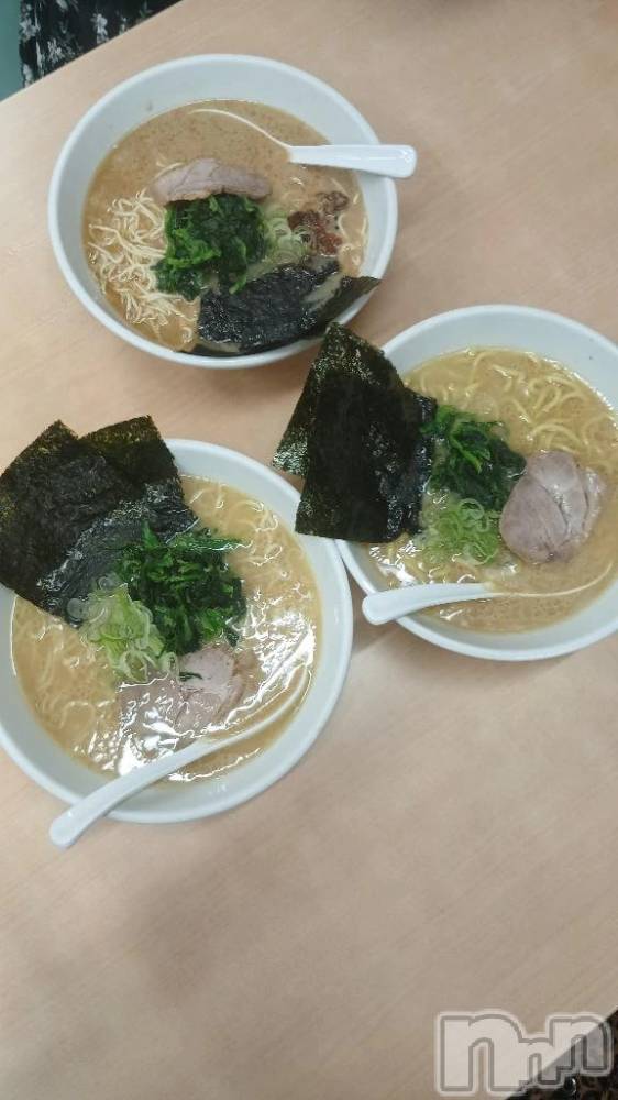 新潟デリヘル新潟市鳥屋野潟ちゃんこ(ニイガタシトヤノガタチャンコ) れもん(20)の7月6日写メブログ「実は……❤」