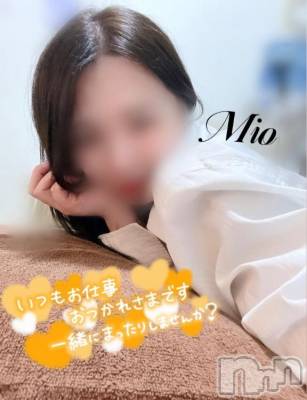 新潟ソープ スチュワーデス みお(24)の4月10日写メブログ「何色が好き～？🤔」