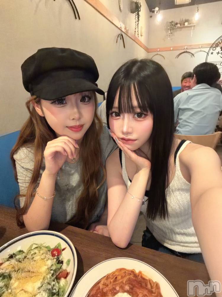 ��Į���ʥå��������륺�С�GIRLS BAR ROBIN(�����륺�С����ӥ�) ��ʤ�8��23���̥�֥�����8��23�� 23��53ʬ�Υ֥�����