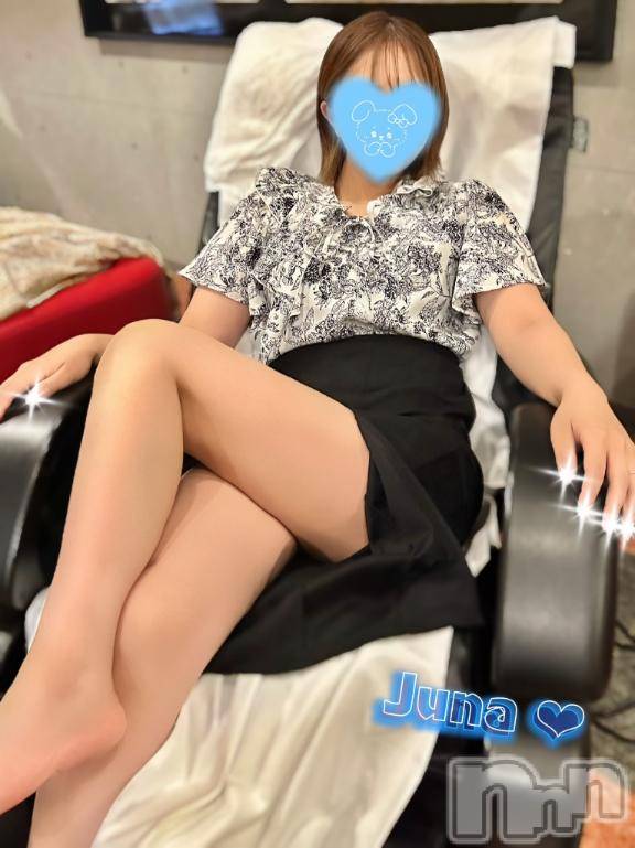 長岡デリヘルBIANCA～主人の知らない私～長岡店(ビアンカナガオカテン) 花月　じゅな(25)の7月24日写メブログ「脚のおかげで小顔効果発揮‼️」