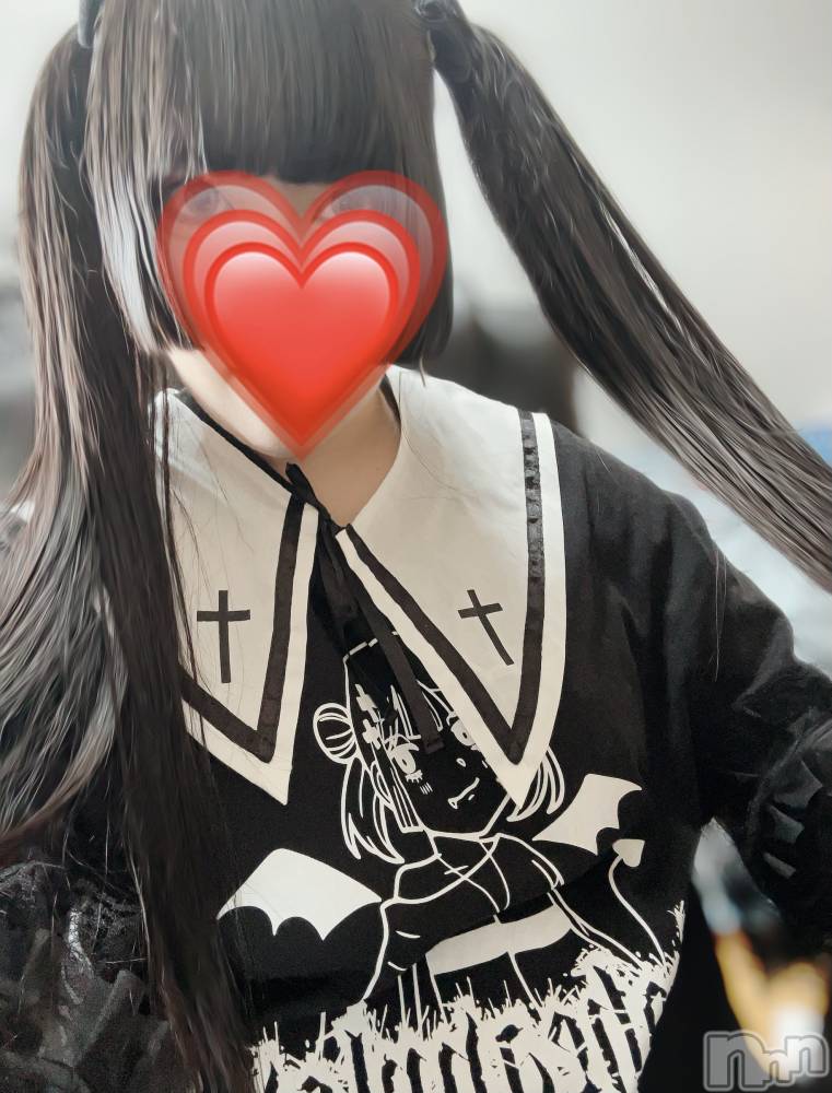 上越デリヘル上越最安値！奥様Deli急便(ジョウエツサイヤスネ！オクサマデリキュウビン) 新人　めぐみ　色白清楚若妻(25)の3月28日写メブログ「今日出勤」