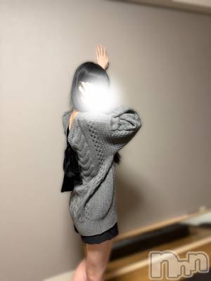 RUA(19) 身長156cm、スリーサイズB().W.H。新潟メンズエステ CHANEL(シャネル)在籍。