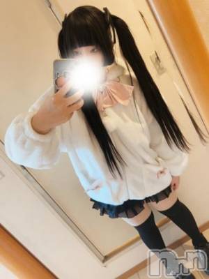 すず(26) 身長164cm、スリーサイズB87(E).W58.H86。上越デリヘル HONEY(ハニー)在籍。