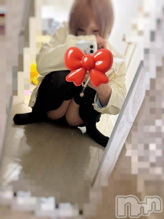 新潟デリヘル奥様特急 新潟店(オクサマトッキュウニイガタテン)ゆいは(40)の2026年4月2日写メブログ「エンペラー　125号室のお兄さん❤️」