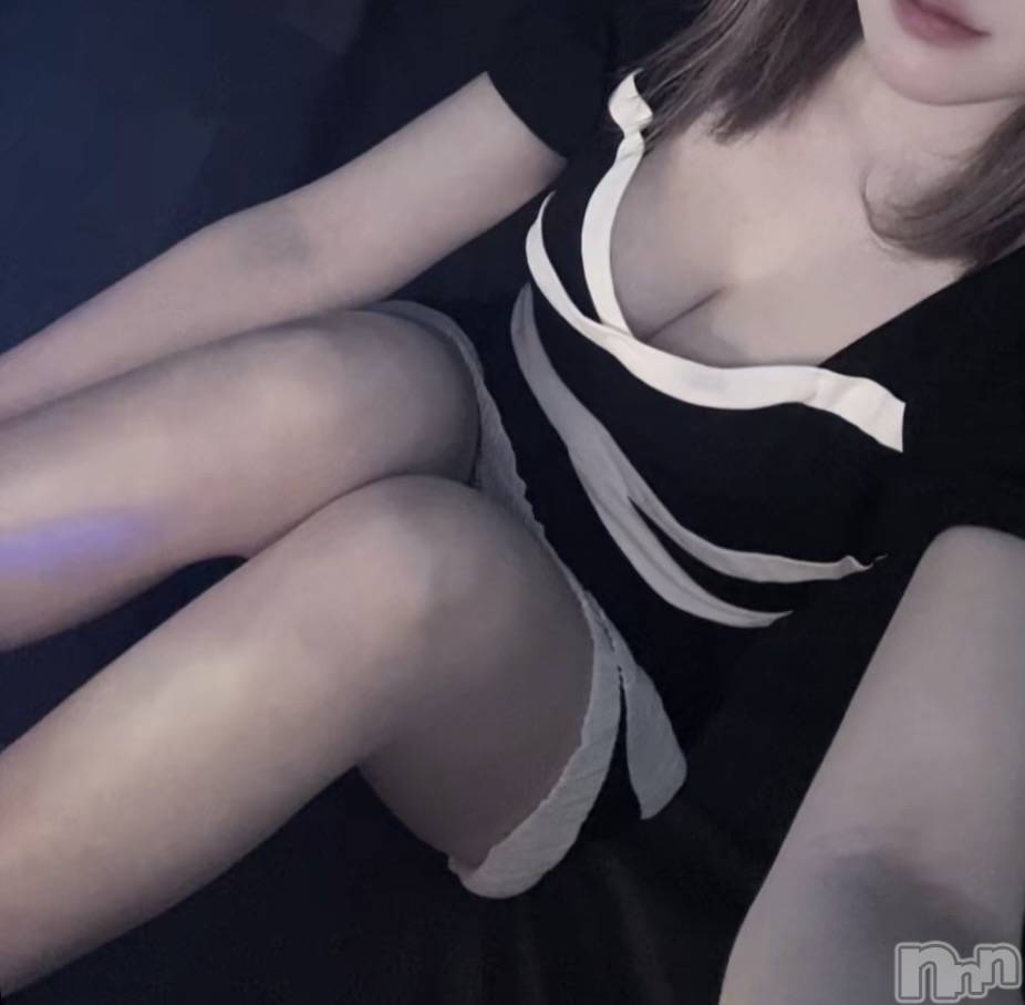 新潟メンズエステAMBER～アンバー～(アンバー) 楠木　さら(21)の4月3日写メブログ「昼間から🤫」