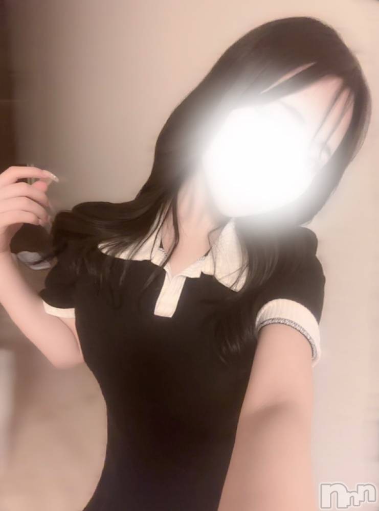 新潟メンズエステCHANEL(シャネル) AKARI(24)の4月5日写メブログ「本日初出勤❣️きていただいた方達ありがとうございます🥰」