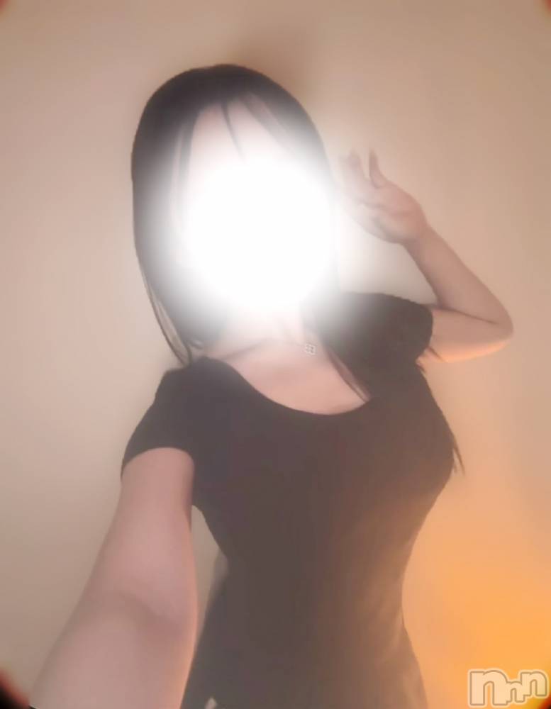 新潟メンズエステCHANEL(シャネル) AKARI(24)の5月18日写メブログ「暗い雰囲気も🌙*💋」
