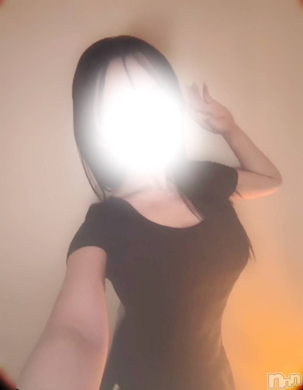 新潟メンズエステCHANEL(シャネル)AKARI(24)の2026年5月18日写メブログ「暗い雰囲気も🌙*💋」