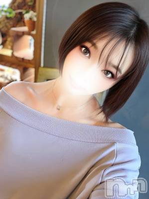 まなみ(23) 身長170cm、スリーサイズB87(E).W57.H85。上越デリヘル BLUE BIRD上越店(ブルーバード上越店)在籍。