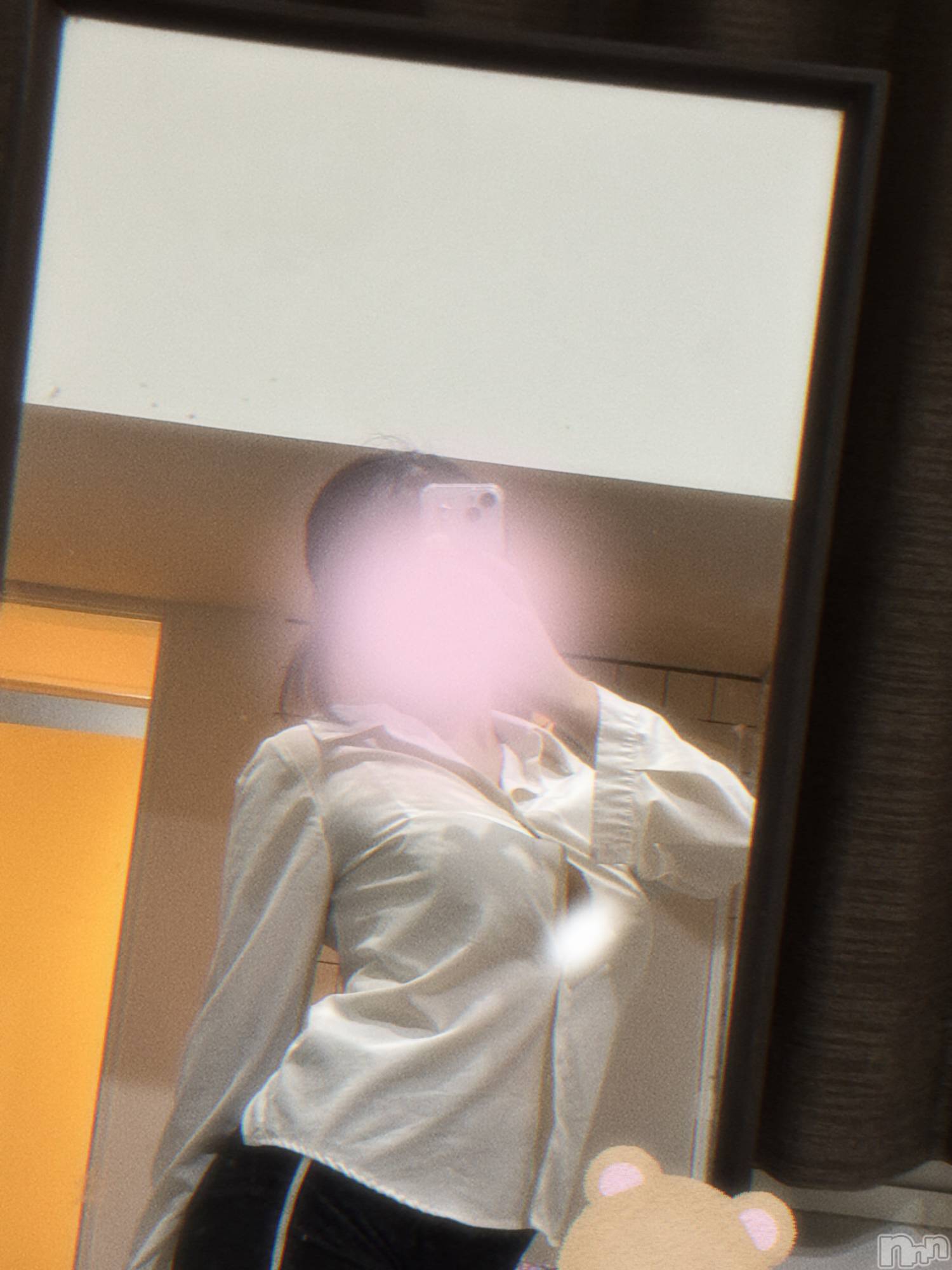 新潟メンズエステTHE PREMIUM SPA(ザ プレミアムスパ)湊りさ(22)の2026年10月18日写メブログ「大寝坊💧‬」