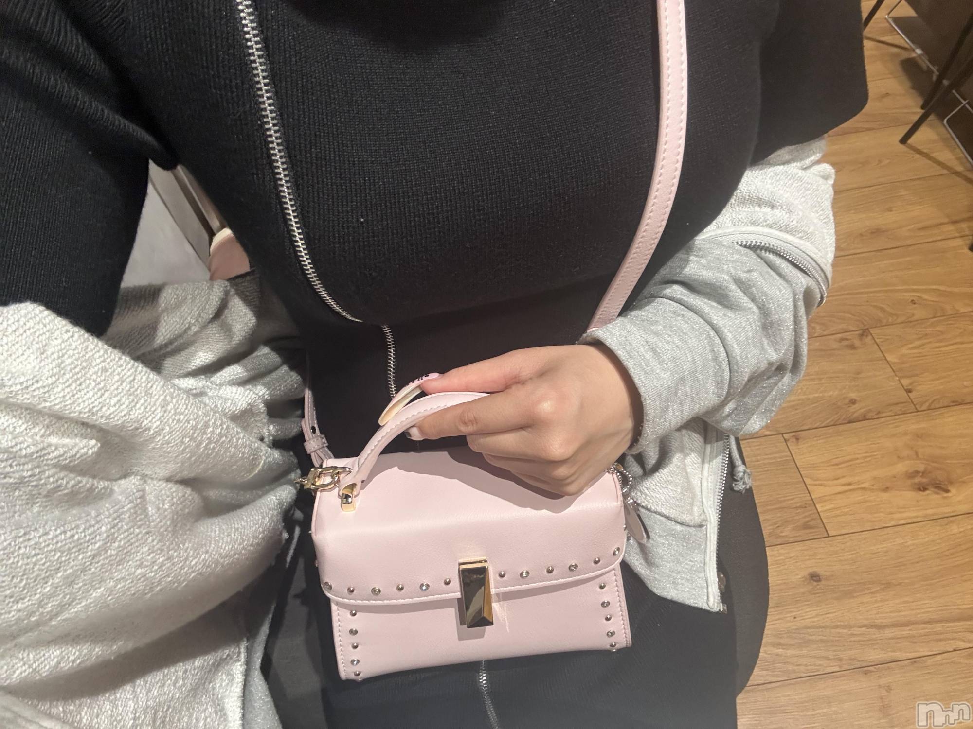 新潟デリヘルENDLESS-安心の地元新潟の素人のみ-(エンドレス)マキ【体験2日目】(21)の2026年4月2日写メブログ「出勤しました♥」