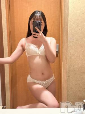 新潟デリヘル 奥様特急 新潟店(オクサマトッキュウニイガタテン) おとは(22)の4月27日写メブログ「4月も残りわずか🌸」