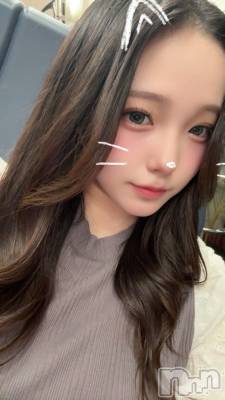 ����������ʥå��������륺�С�Girls Bar Philia(�����륺�С��ե��ꥢ) �ԤΤ�9��4���̥�֥�����☔️��