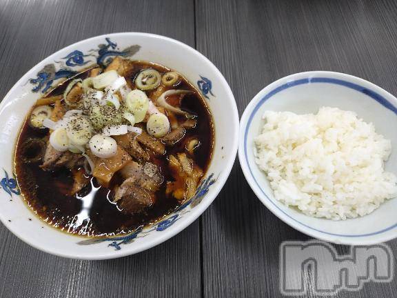 新潟デリヘル人妻不倫処　桃屋　新潟店(ヒトヅマフリンドコロモモヤ) しおん・新人奥様(37)の7月12日写メブログ「蒸し蒸し」