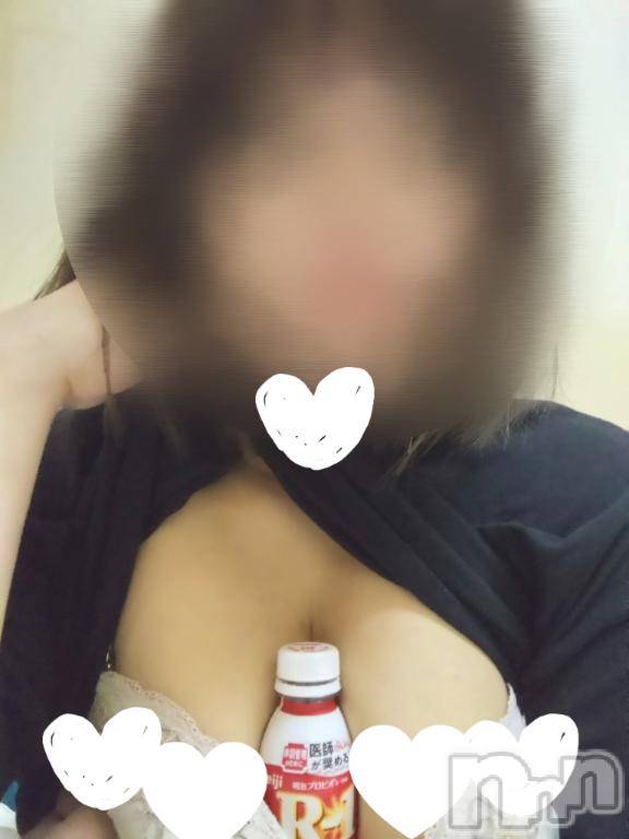 新潟デリヘル人妻不倫処　桃屋　新潟店(ヒトヅマフリンドコロモモヤ)しおん・新人奥様(37)の2026年6月1日写メブログ「新潟駅前って人いっぱい」