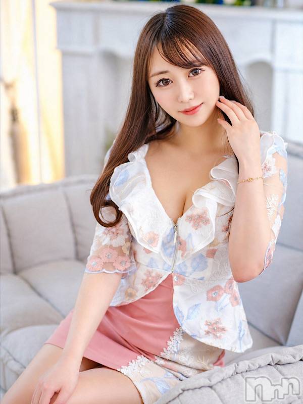 新多ゆいひ