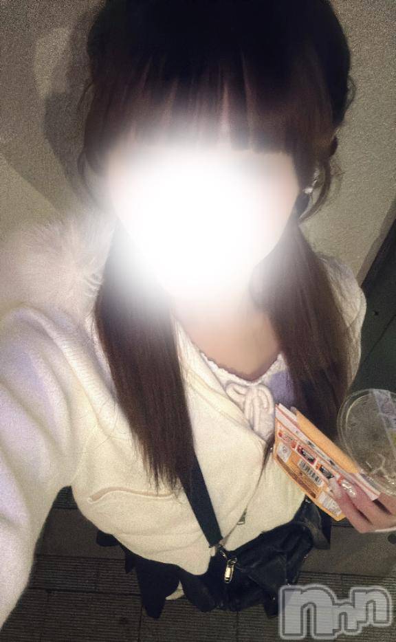 新潟デリヘルMelt(メルト)【新人】にこ(18)の2026年4月25日写メブログ「本日おやすみいただきます🥹」