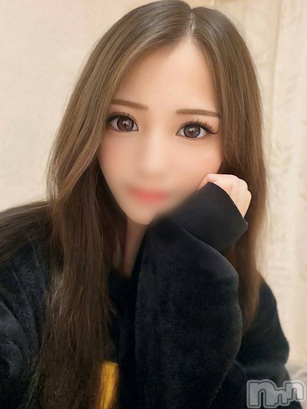 綺更れむ