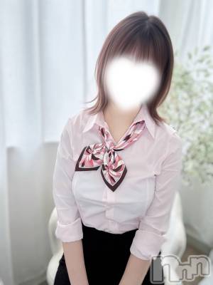 体験あず/ヘルス課(18) 身長156cm、スリーサイズB88(E).W54.H83。新潟デリヘル Office Amour(オフィスアムール)在籍。