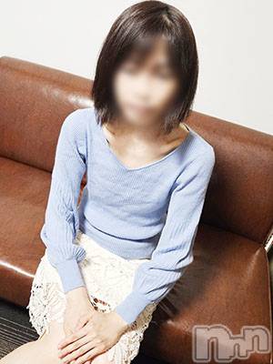 まなみ(47) 身長155cm、スリーサイズB71(A).W57.H83。新潟デリヘル 熟女の風俗 最終章(ジュクジョノフウゾクサイシュウショウ)在籍。