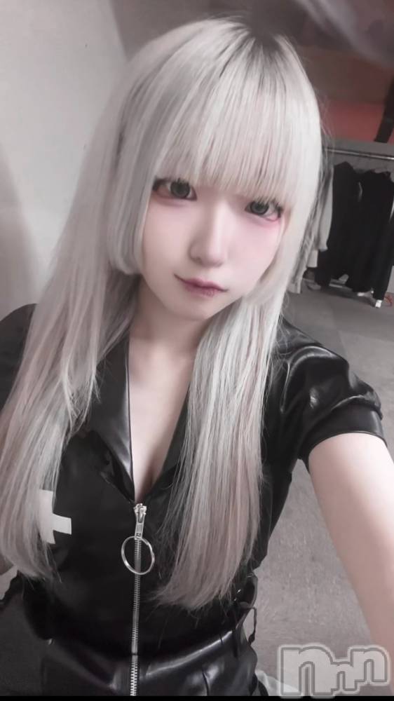 ����������ʥå��������륺�С�Girls Bar Philia(�����륺�С��ե��ꥢ) ���Ԥ�6��19���̥�֥����֤��Ƥޤ�����
