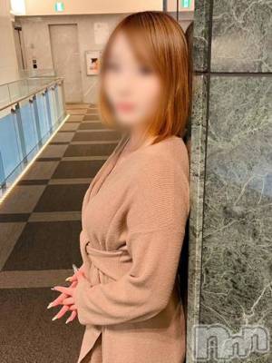 せり(♪)(25) 身長162cm、スリーサイズB86(D).W58.H85。上越デリヘル HONEY(ハニー)在籍。