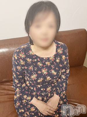 みこ(53) 身長155cm、スリーサイズB85(C).W60.H88。新潟デリヘル 熟女の風俗 最終章(ジュクジョノフウゾクサイシュウショウ)在籍。