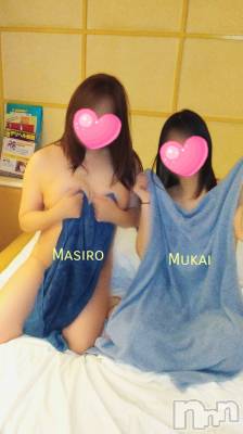 眞代＆向井★3P(35) 身長157cm、スリーサイズB85(C).W62.H87。上越デリヘル らぶ妻　～新潟の人妻が集う店～(ラブツマ)在籍。