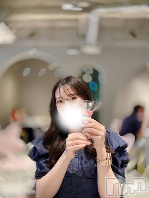 上越デリヘルBLUE BIRD上越店(ブルーバード上越店)ゆめか(22)の2026年4月29日写メブログ「お洋服の下は、もう熱くなってるかも…🫣💕」