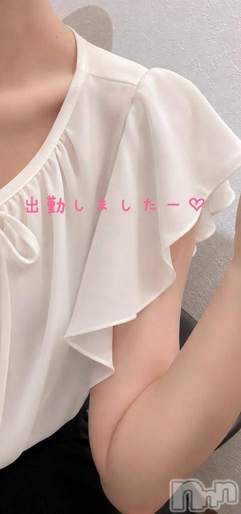 長岡デリヘルROOKIE(ルーキー)あいな☆プラチナ(27)の2026年8月22日写メブログ「出勤♡♡」