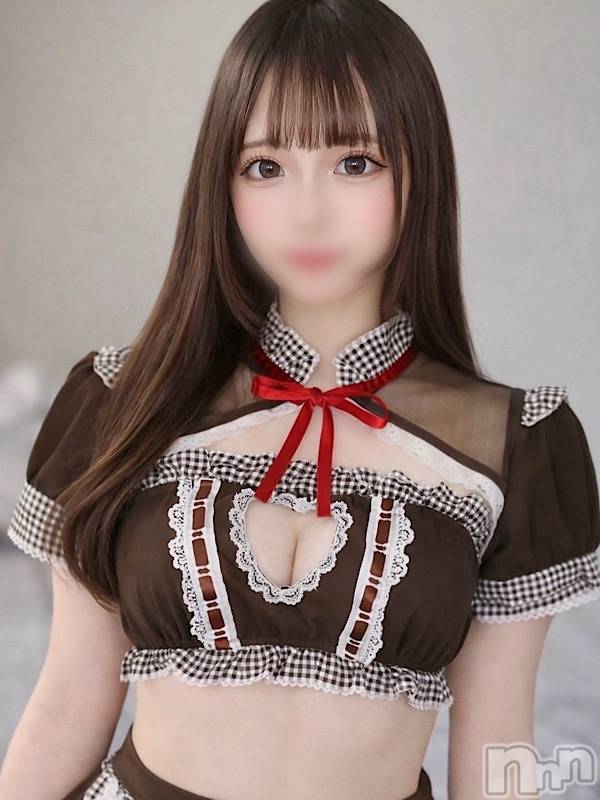 藤本なゆ