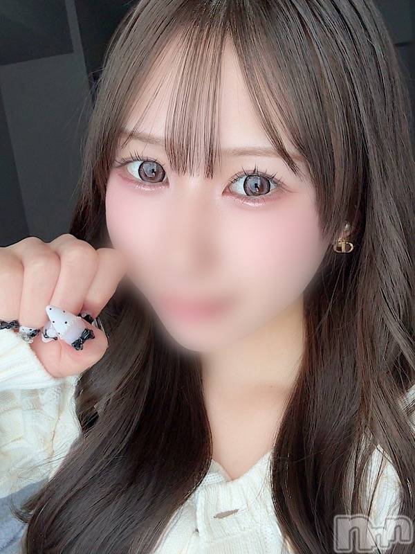神山あいな