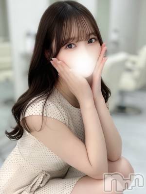 かな(23) 身長158cm、スリーサイズB87(E).W56.H84。上越デリヘル BLUE BIRD上越店(ブルーバード上越店)在籍。