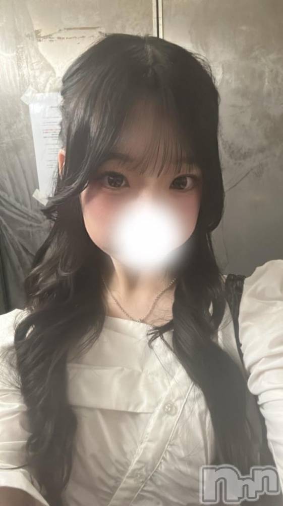 長岡デリヘル純・無垢(ジュンムク) ゆあ☆プラチナ(20)の5月11日写メブログ「悩みがあるんです🥺」