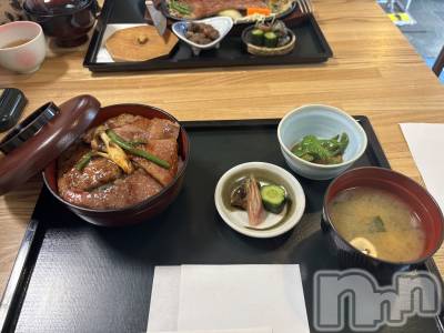 �����������Х��顦����ֽϽ�����Х��� Lips(���奯���祭��Х����åץ�) ������9��7���̥�֥����֤����Ǥ�💕��