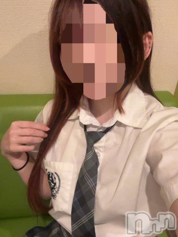 新潟デリヘルsleepy girl(スリーピーガール) 体験かえでちゃん(18)の5月29日写メブログ「昨日はちょっと違う私でした👔」