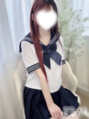 体験かえでちゃん(18) 身長154cm、スリーサイズB83(C).W54.H81。新潟デリヘル sleepy girl(スリーピーガール)在籍。