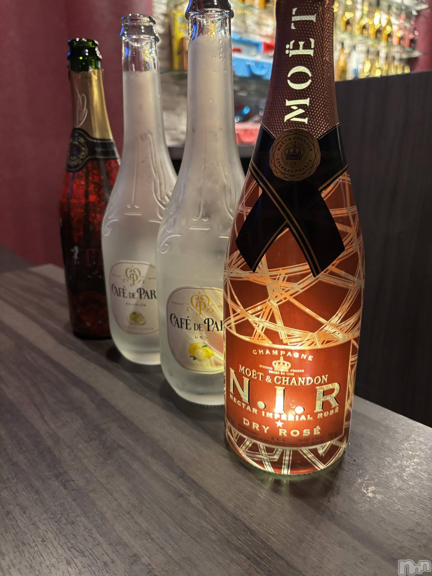 ����������ʥå��������륺�С�Girls  Bar  LiLiTH(�����륺�С���ꥹ) ��2026ǯ6��26���̥�֥����ֽ���Ƥʤ��餴���Ǥ�( ՞.  ̫ .՞)