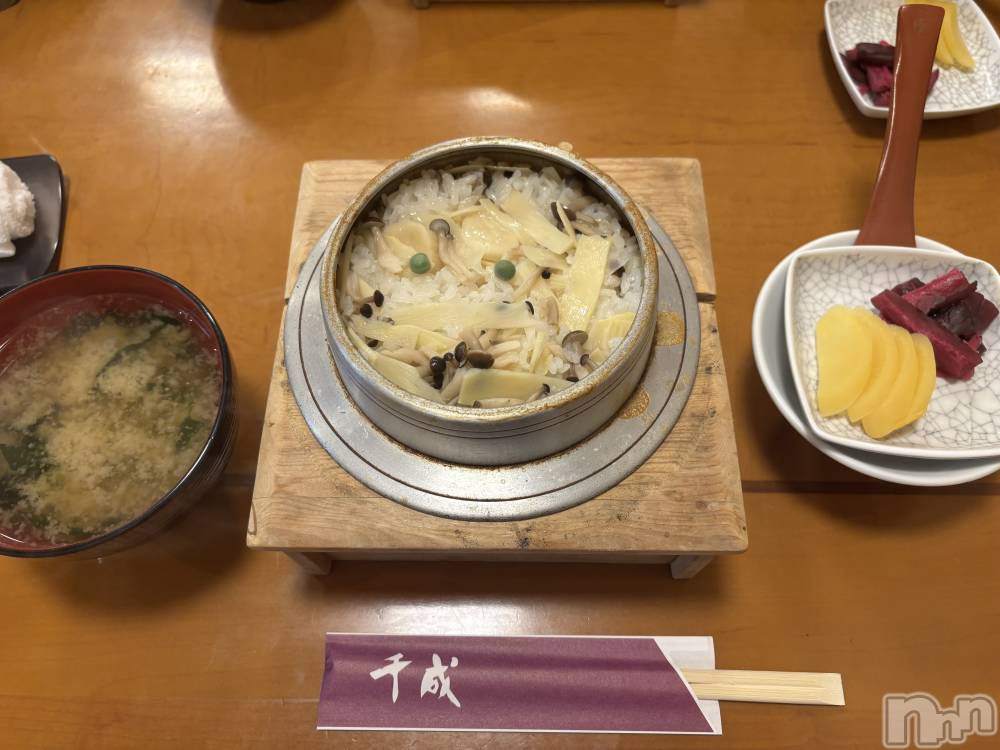 上越デリヘルらぶらぶ　地域密着!!地元新潟女性と会える店(ラブラブ) 【新人】のあ☆愛されEカップ少女(23)の6月14日写メブログ「こんばんは🥰」